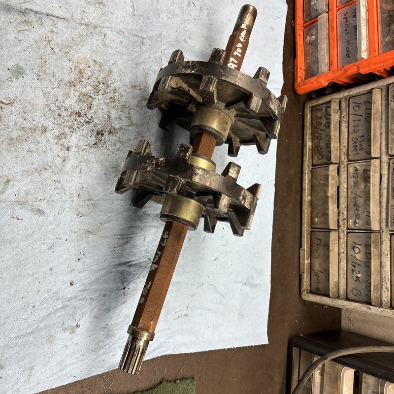 1997 - 1998 POLARIS RMK 700 Track Shaft Drivers 9T #11