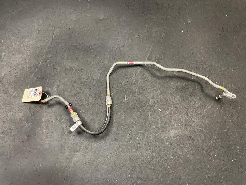 Transmission Oil Cooler Outlet Hose 2020 GMC Acadia 84211765 2021 2022 2023