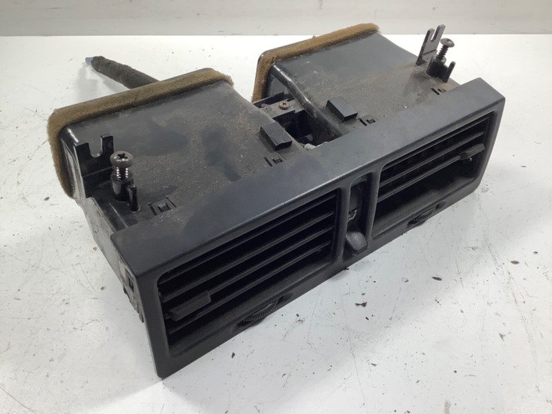 86-90 Acura Legend Center Dash Vent Outlet Assembly Black 77610-SD4-003 OEM