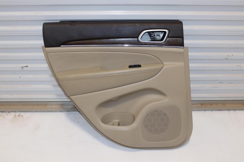 2018-2019 JEEP GRAND CHEROKEE REAR LEFT SIDE DOOR PANEL TRIM COVER OEM
