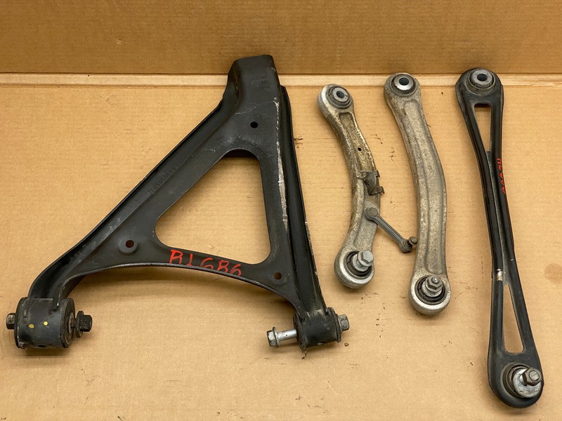 2007-2009 AUDI Q7 REAR LEFT DRIVER SIDE SUSPENSION CONTROL ARM SET OEM LOT686