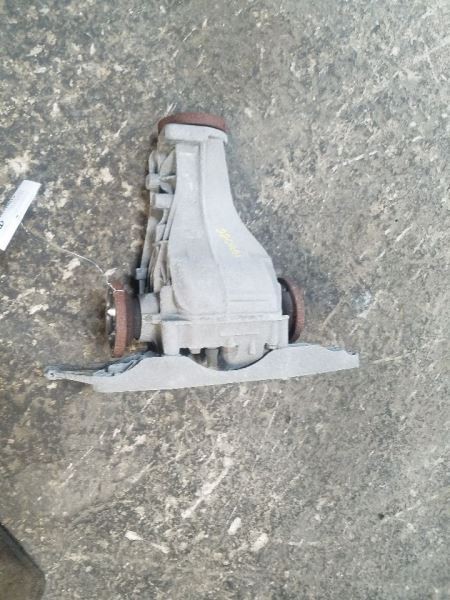 Differential Carrier Rear Axle Carrier ID Kcc Fits 11-18 AUDI A8 1004631