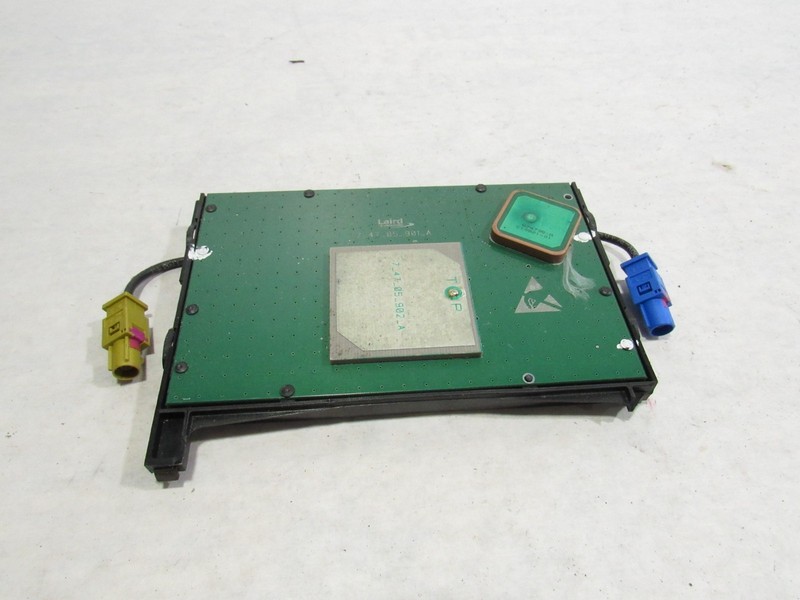 10-15 Jaguar XK XKR 2014 Rear Radio Antenna Amplifier Control Module Unit ;:O