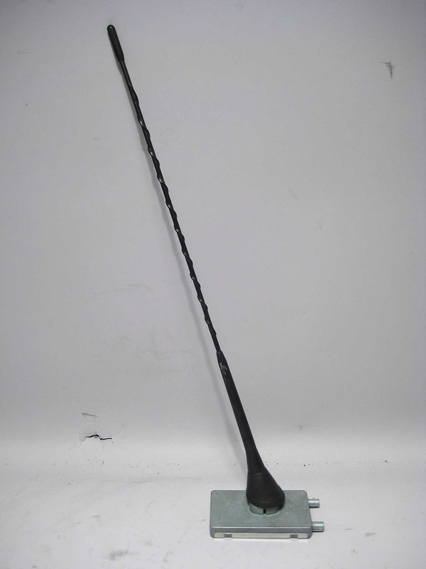 BMW E85 E86 Z4 Radio Antenna Base Amplifier w Rod Mast 2003-2008 USED OEM