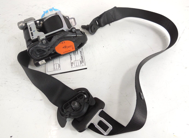 2014-2019 Mercedes-Benz CLA250 Front Seatbelt Retractor Passenger Right RH OEM