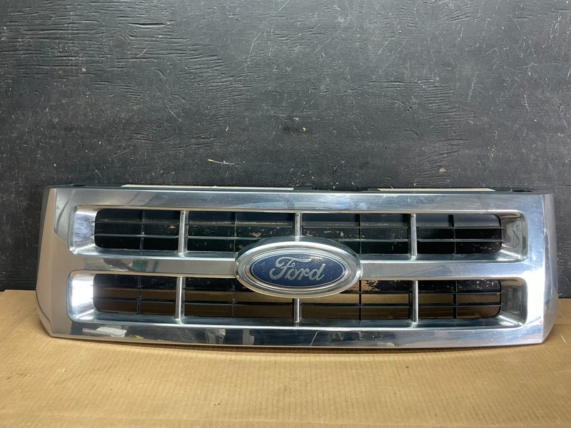 2008 to 2012 Ford Escape Front Upper Grill Grille Oem AA9066 DG