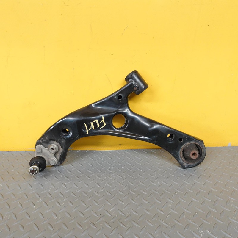 2019-2025 TOYOTA COROLLA Front Left Side Lower Control Arm Oem 4806902310