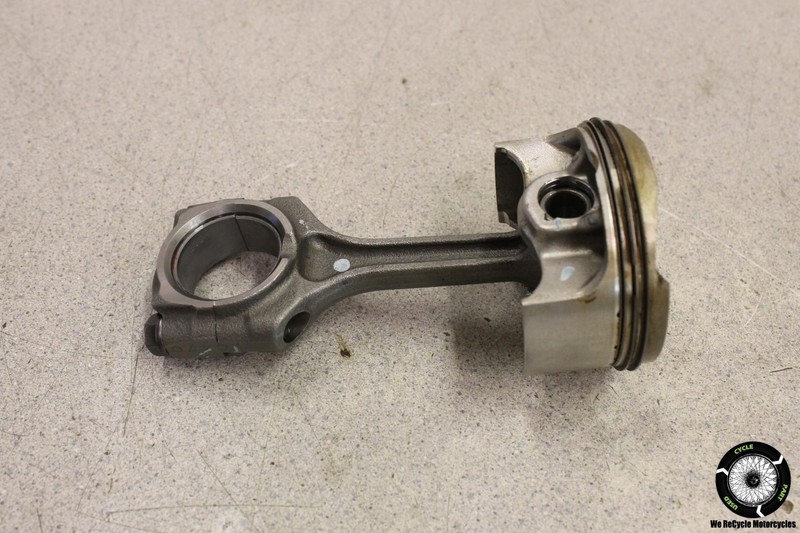 2012 Triumph Street Triple R ENGINE MOTOR BLOCK PISTON CONNECTING ROD 12