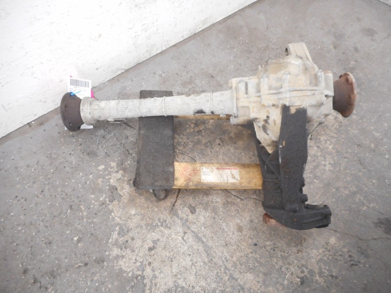 Volkswagen Touareg TDI Front Differential Carrier 3.0L 6 Cylinder OEM 2009 2010