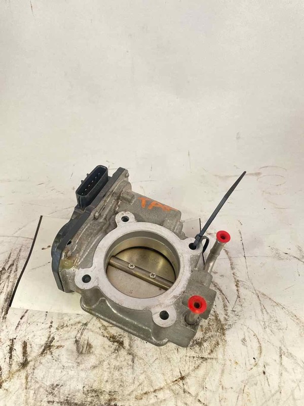 Throttle Body/valve Assy LEXUS IS300 18 19