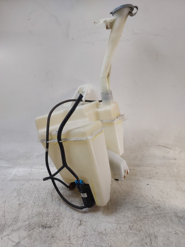 2013-2015 Nissan Sentra 4.8L Windshield Washer Fluid Reservoir Bottle w/Pump OEM