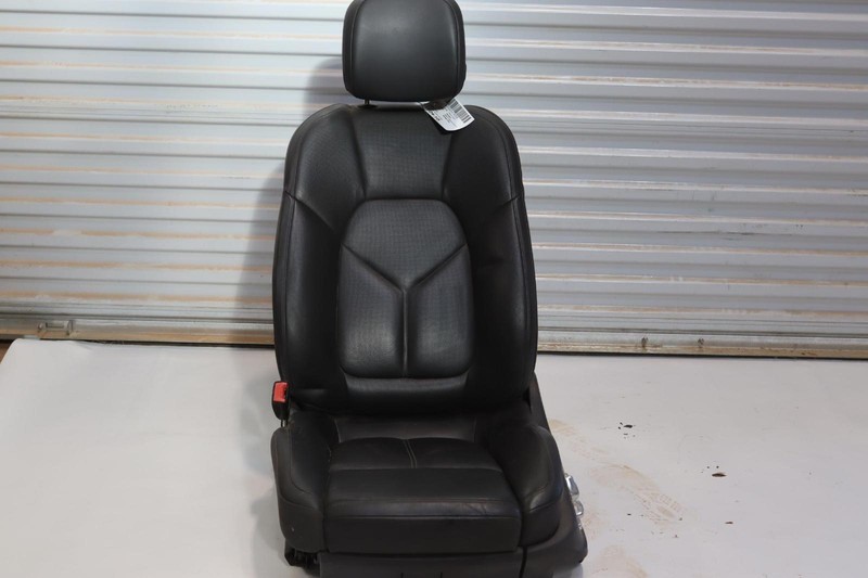 2015-2018 PORSCHE MACAN FRONT LEFT DRIVER SEAT LEATHER W/ MEMORY & VENT OEM