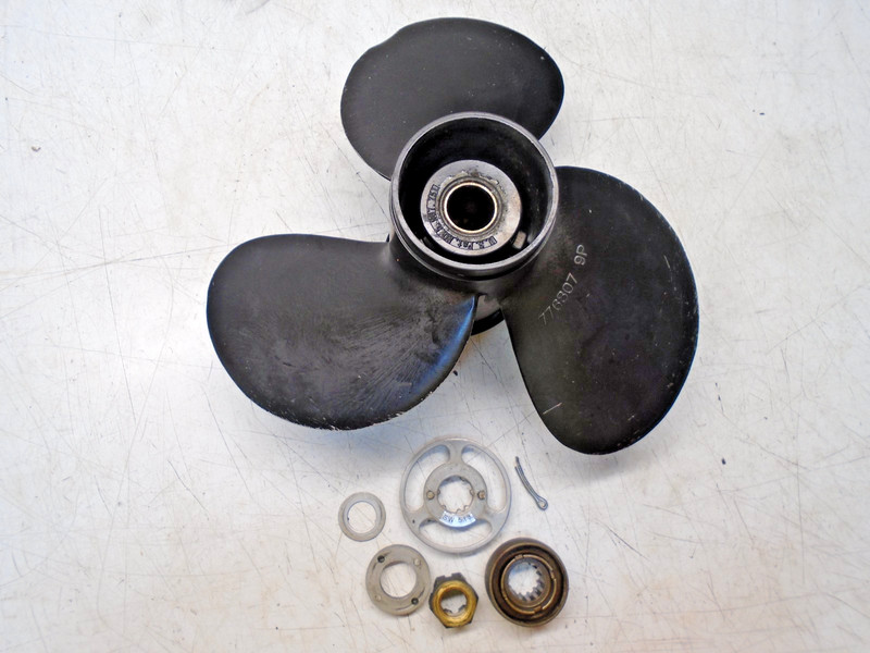 K1 JOHNSON / EVINRUDE12.5 X 9 OUTBOARD PROPELLER 776807 P9