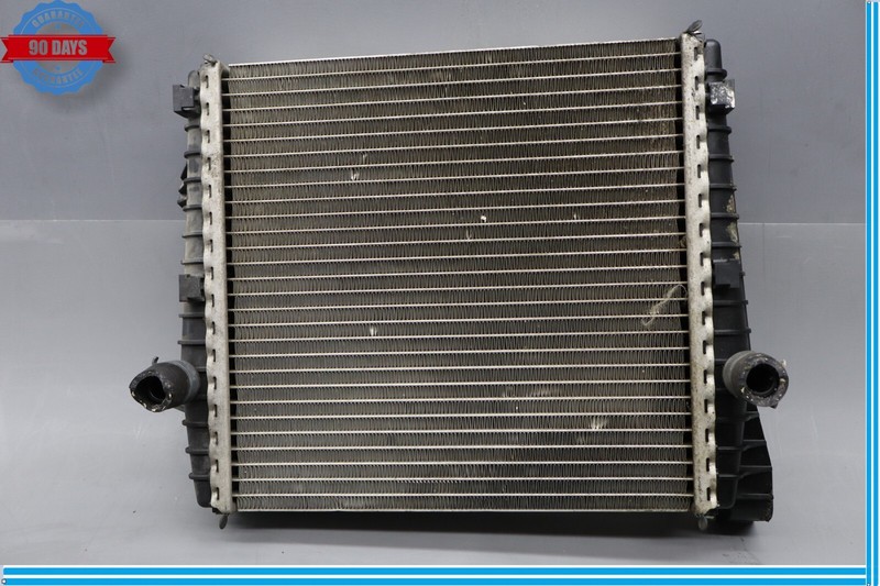11-12 Volkswagen VW Touareg Right Side Auxiliary Water Cooler Radiator Oem