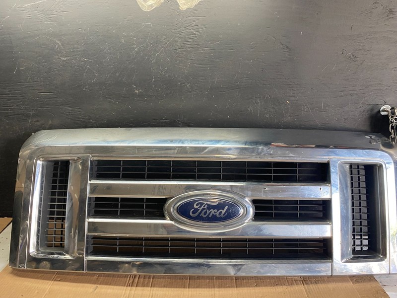 2008-2014 Ford Econoline E150 E250 Front Upper Chrome Grill Grille Oem Q0528 DG