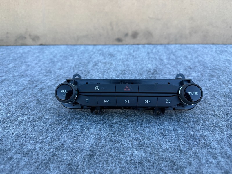 FORD BRONCO SPORT 2021-2024 OEM DASHBOARD RADIO MEDIA CONTROL SWITCH ASSEMBLY