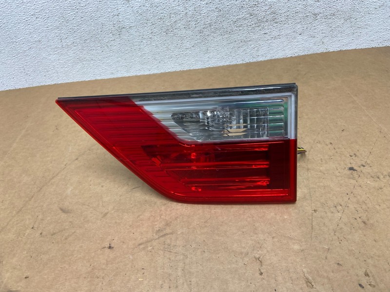 2007 2008 2009 2010 BMW X3 Right Passenger Rh Inner Tail Light OEM AE3149 LK