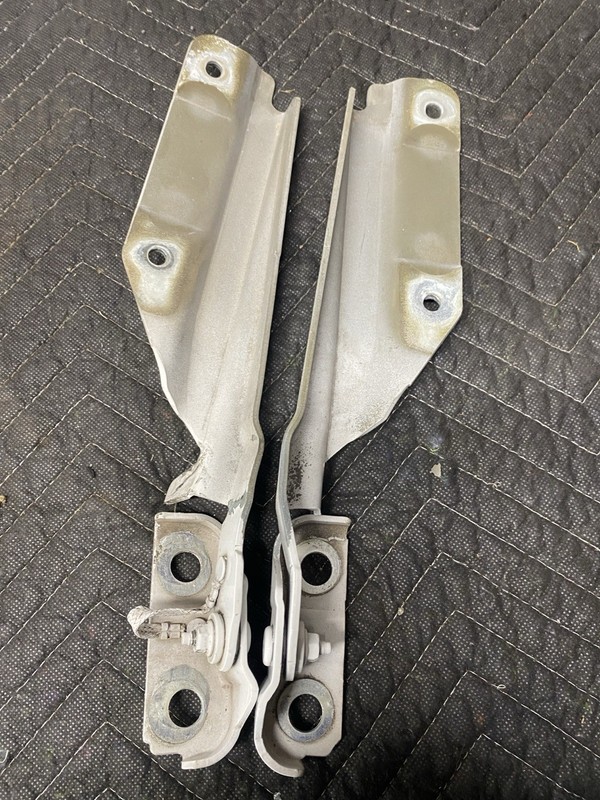 2014 Ford E250 OEM Left & Right Side Hood Hinge