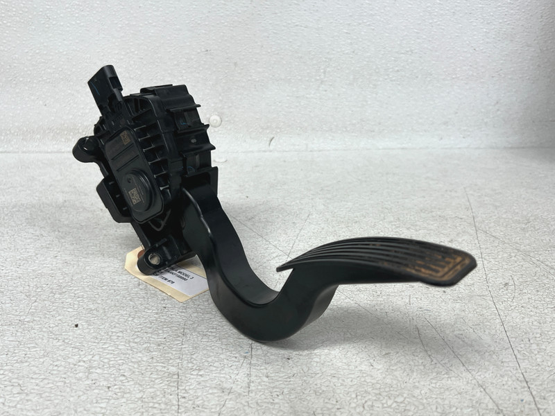 ⭐2017-2023 TESLA MODEL 3 GAS ACCELERATOR THROTTLE SENSOR PEDAL STEP OEM LOT2725