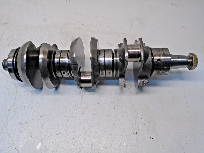W4 Johnson 25 HP 2 Stroke Crankshaft Assembly 0437034 1997-2001
