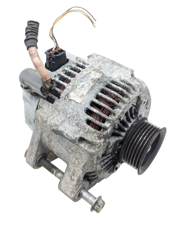 2000-2003 Lexus RX300 Alternator OEM