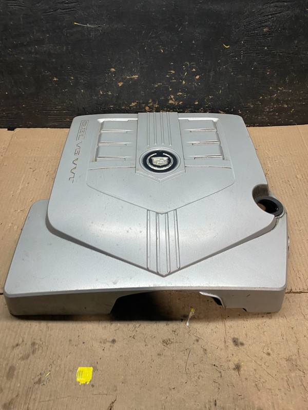2004 to 2007Cadillac CTS 2.8L Plastic Engine Cover Shield OEM x8184 DG