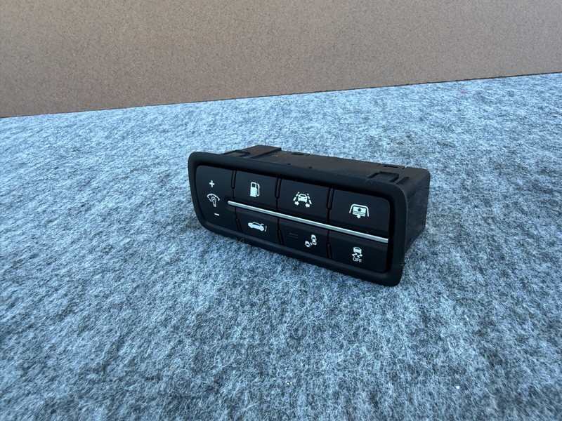GENESIS SEDAN & G80 15-20 OEM GAS LID TRUNK BLIND SPOT LANE ASSIST SHADE SWITCH