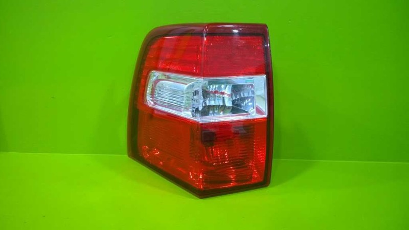 07-17 EXPEDITION DRIVER LEFT TAILLIGHT LAMP OEM 3102-191
