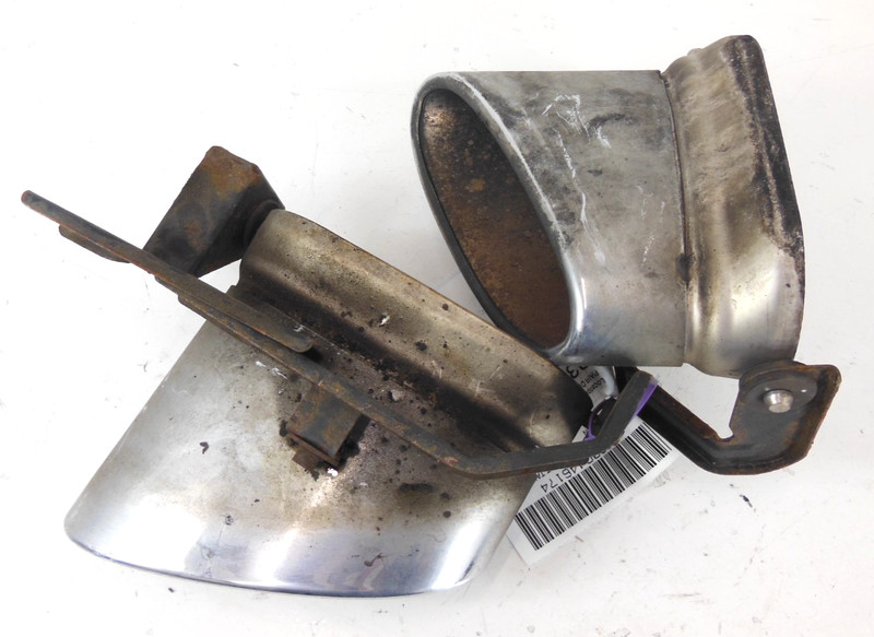 2006 Bentley Contienental Flying Spur Exhaust Muffler Tips Pair Left Right OEM