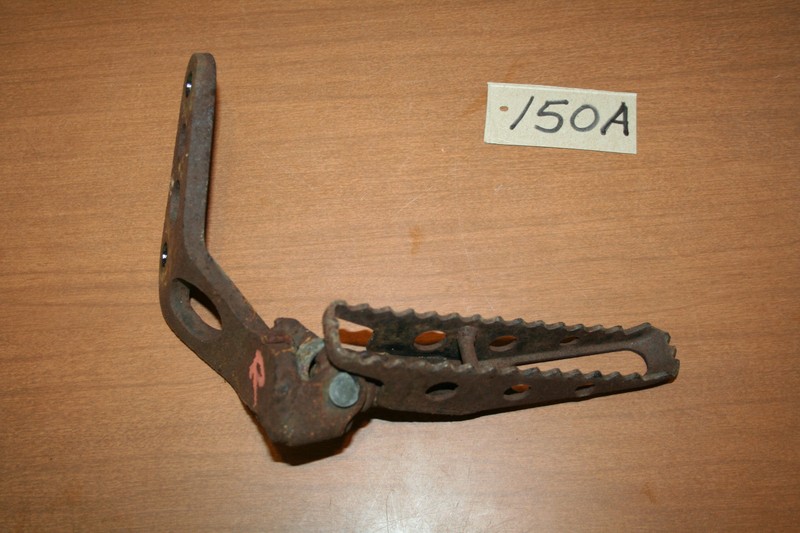 1985 Honda ATC 200X Right Side Foot Peg Step 83 84 85