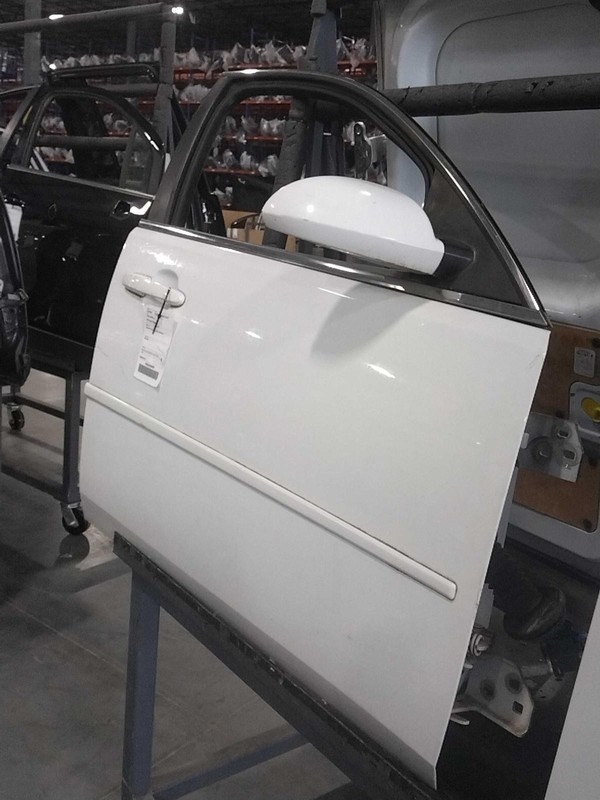 2011 Chevrolet Impala Front Right Door White 138487 Used 123K Miles