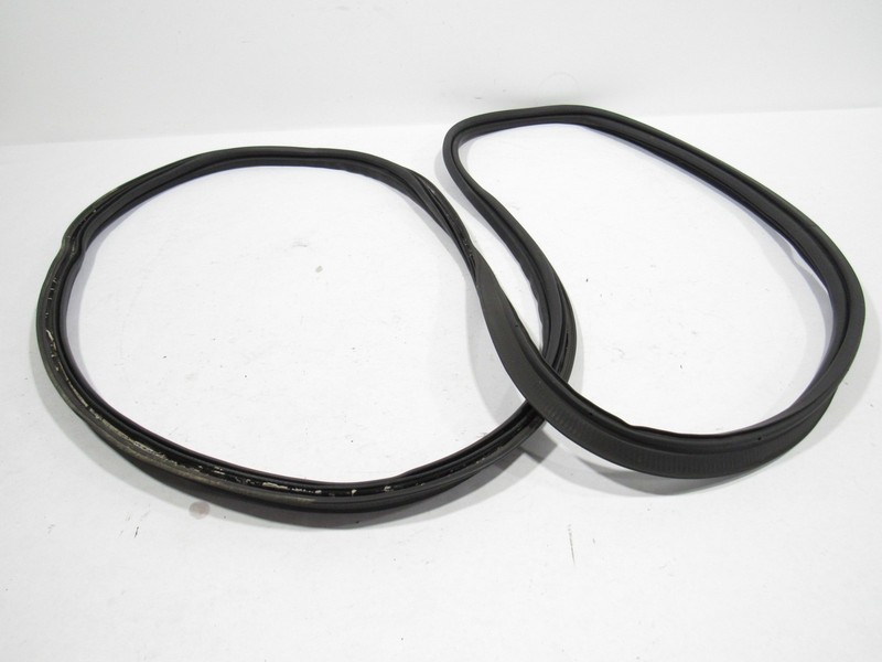 Maserati Levante Q4 2017 Rear Trunk Tailgate Liftgate Weatherstrip Seal 16-24 ;#