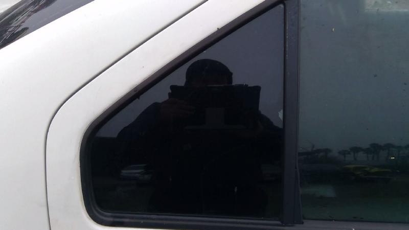 Rear Vent Glass/window JETTA Right 00 01 02 03 04 05