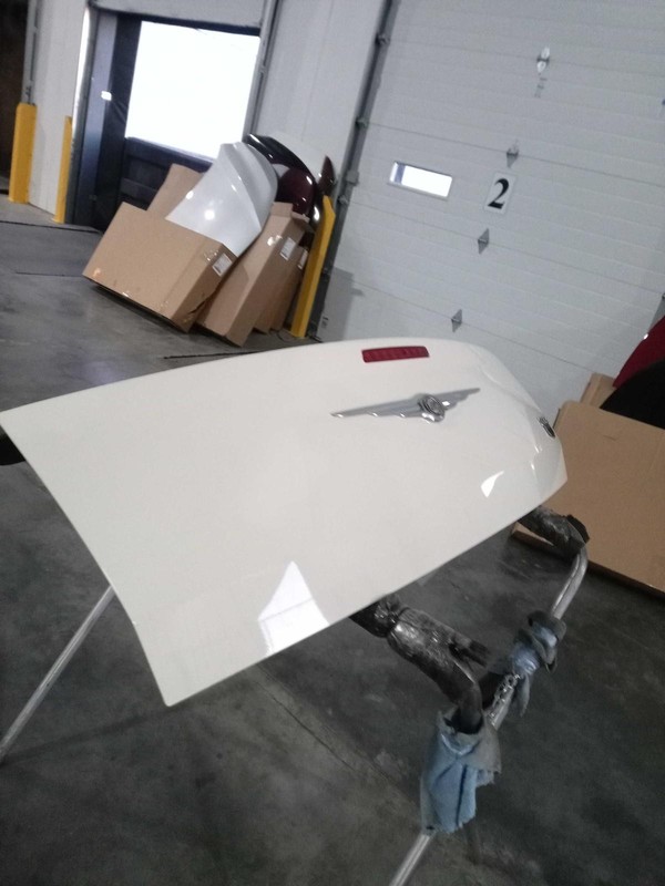 2009 Chrysler 300 Deck Lid Trunk Lid White OEM 68040131AB 4DR SED WHT PWG