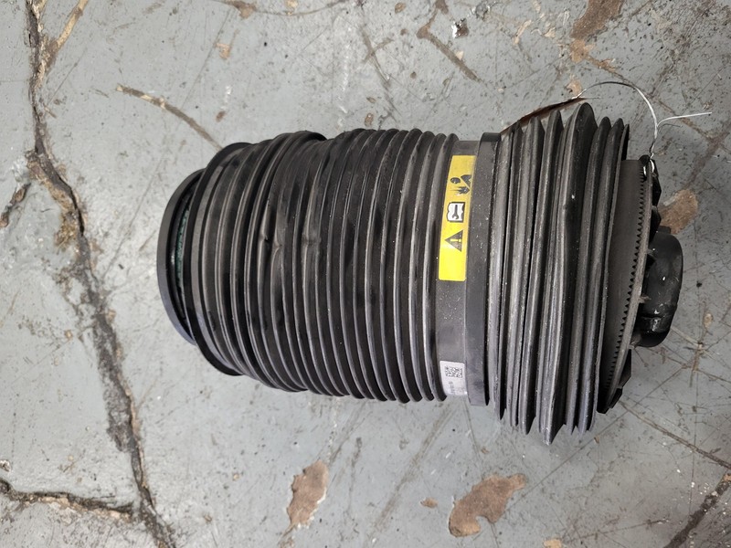 Used Oem Maserati Rear Driver Suspension Air Spring for 2017-20 Levante 3.0L AWD