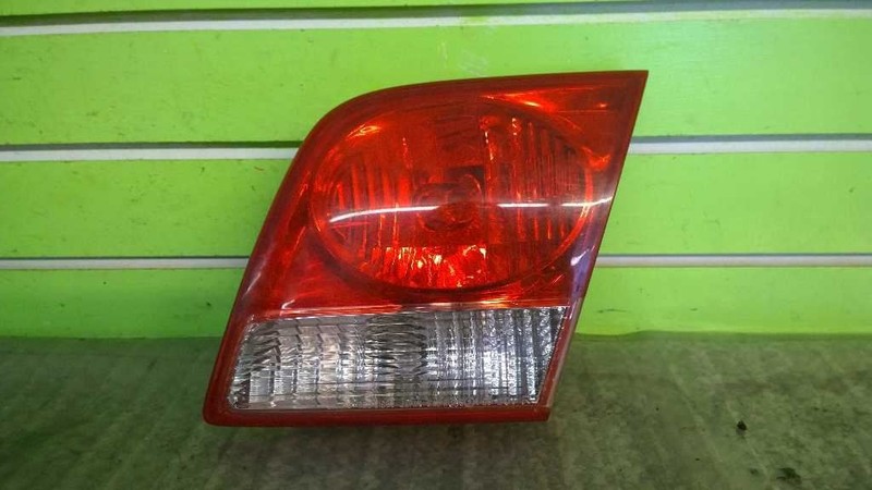 01 MILLENIA PASSENGER RIGHT REAR INNER LID MOUNTED TAILLIGHT LAMP OEM 1510-32