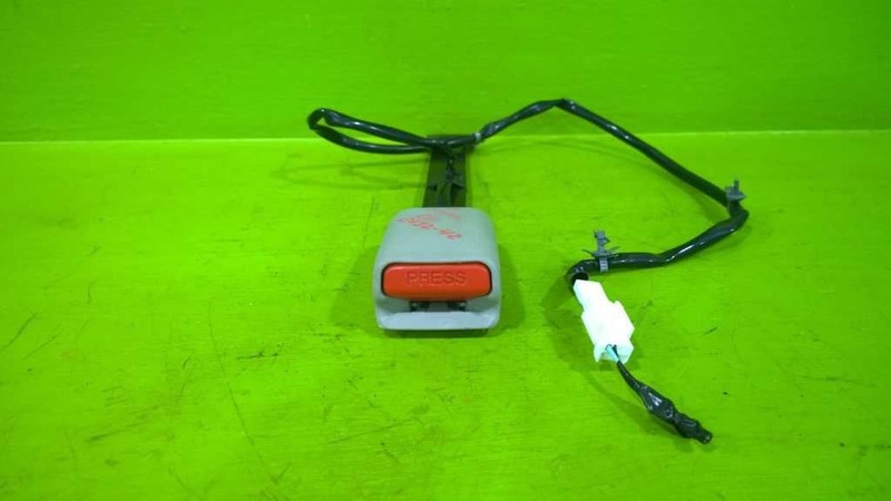 13 14 15 16 SENTRA PASSENGER RIGHT FRONT SEAT BELT BUCKLE OEM 2632-42