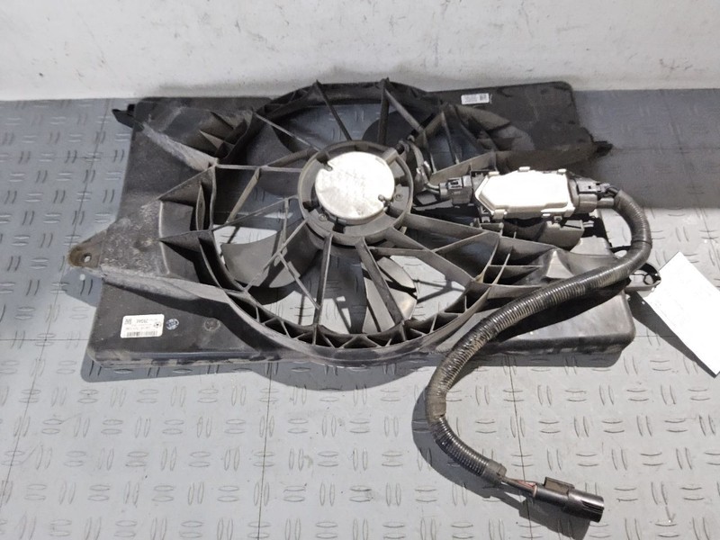 2014-2019 Jeep Cherokee Radiator Fan Motor Assembly Single Fan Thru 10/03/2019