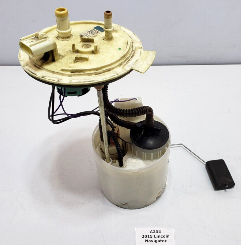 ✅ 2015-2017 OEM Lincoln Navigator Fuel Level Pump Gas Tank Sending Assembly