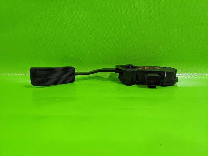 02 03 04 05 EXPLORER GAS ACCELERATOR PEDAL OEM 3986-8