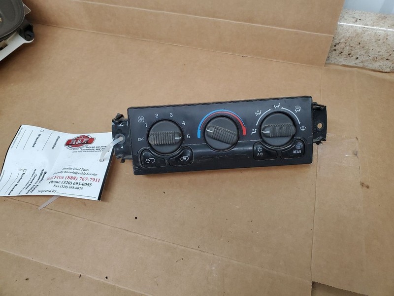 Temperature Control With AC Manual Control Fits 99-02 SIERRA 1500 PICKUP 298664
