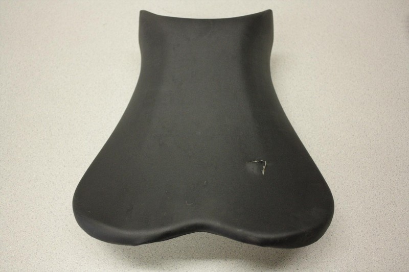 2007 SUZUKI GSX R 750 DRIVER FRONT SEAT ASSEMBLY OEM GSXR750 GSXR 07