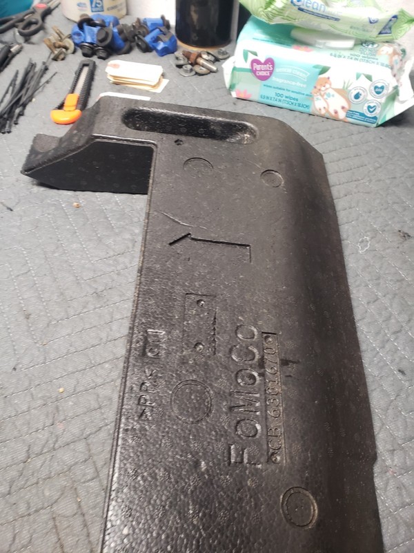 FITS 2005-2009 FORD MUSTANG INSULATOR DASH PANEL 6301670