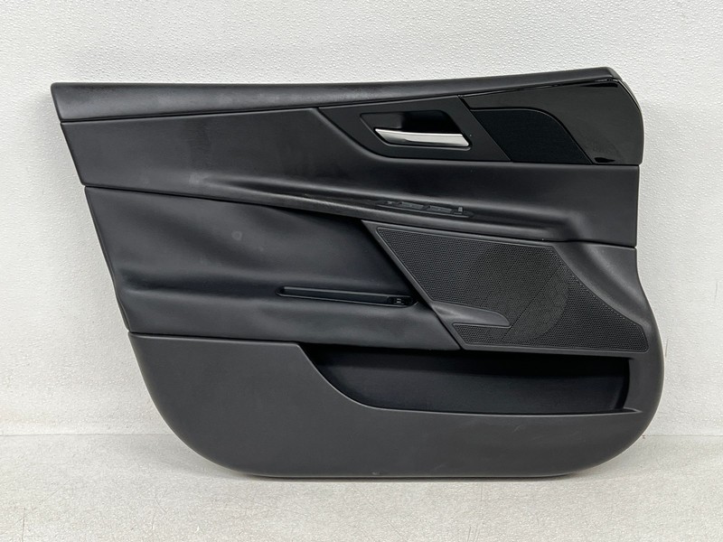 β2017-2020 JAGUAR XE FRONT LEFT DRIVER SIDE INTERIOR DOOR TRIM PANEL OEM LOT2691