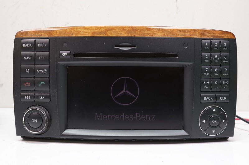 MERCEDES W251 R350 Navigation Screen Radio Receiver Display CD OEM 2010 - 2012