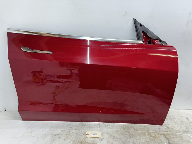 2019-2020 Tesla Model 3 M3 Front Passenger Right Door Shell 17049