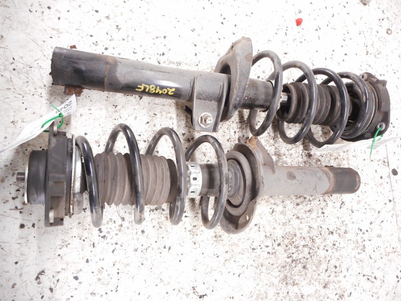 10-14 Volkswagen Golf Base Front Struts Driver Passenger OEM EOS Rabbit