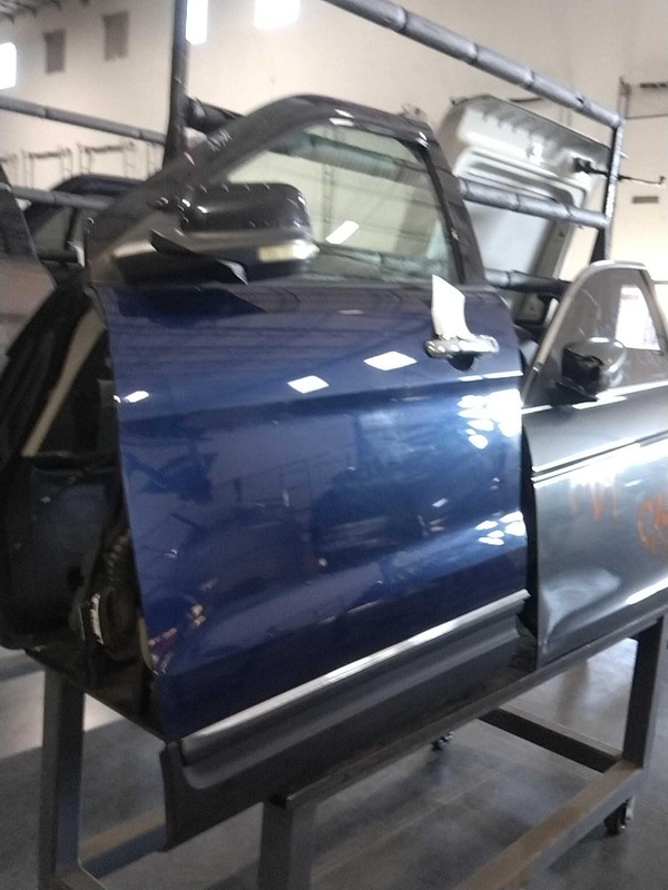 2011 Ford Explorer Left Front Door Blue 492965 Used 131K Miles