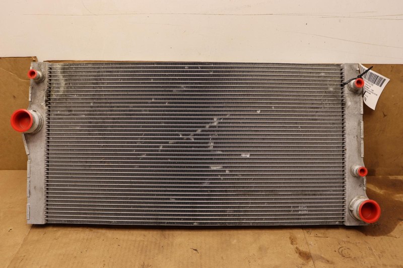 2013-2014 BMW 740LI 3.0L TURBO RWD F01 F02 F12 ENGINE COOLANT RADIATOR OEM