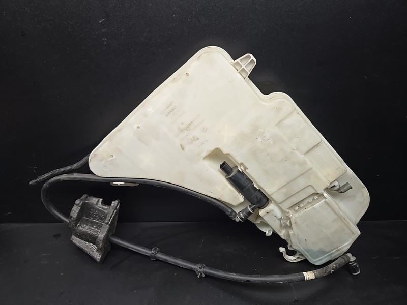BMW F10 528 535 550 WINDSHIELD WASHER RESERVOIR TANK BOTTLE OEM 2011-2016